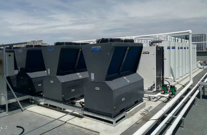 北京后沙峪公安大楼25吨速热承压热水系统